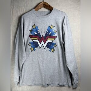 Vintage Wonder Woman Unisex Long Sleeve Tee